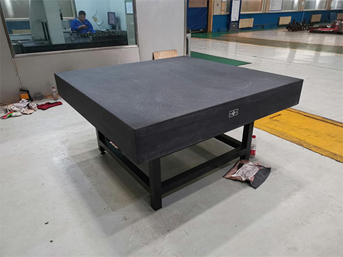 數(shù)控超精密加工的精度控制研究