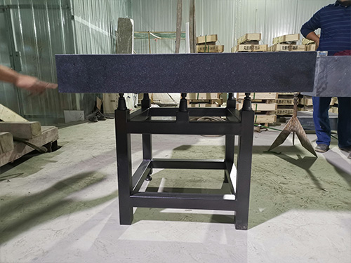 主軸組件對(duì)精密設(shè)備加工精度的影響分析