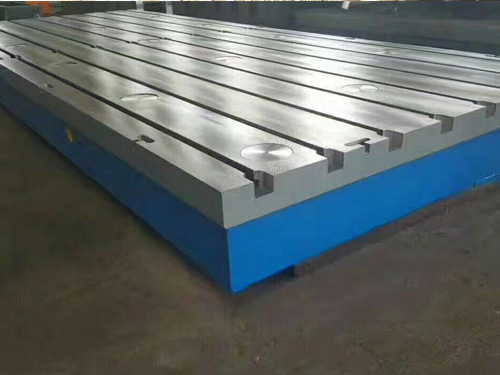 T型槽銑削方法以及T型槽平板的鑒定