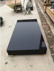 大理石工作臺使用的環(huán)境及直線度平行度垂直的校準(zhǔn)