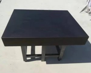 大理石工作臺(tái)在什么情況下是可以涂油的跟使用保養(yǎng)